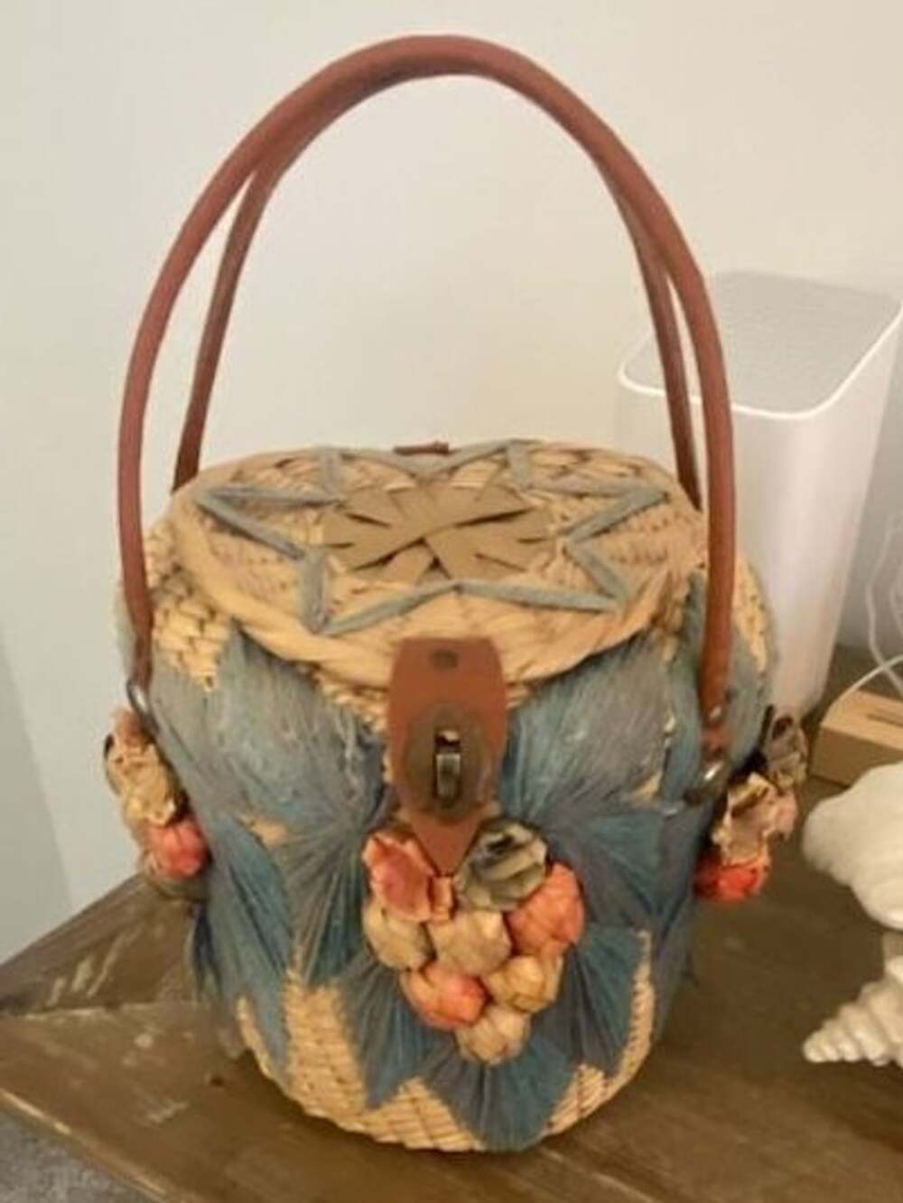 Vintage 1970s Woven Straw Bucket Bag Purse with Floral Embellishments